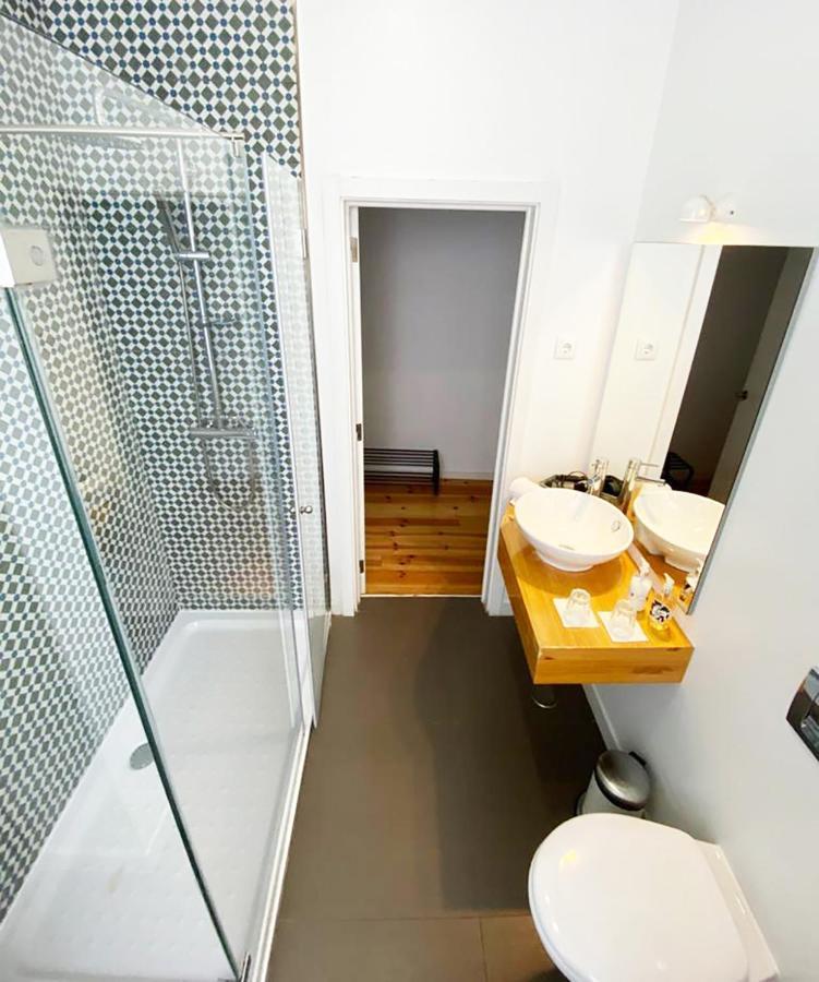 The Postcard Lisbon Bed & Breakfast Bagian luar foto